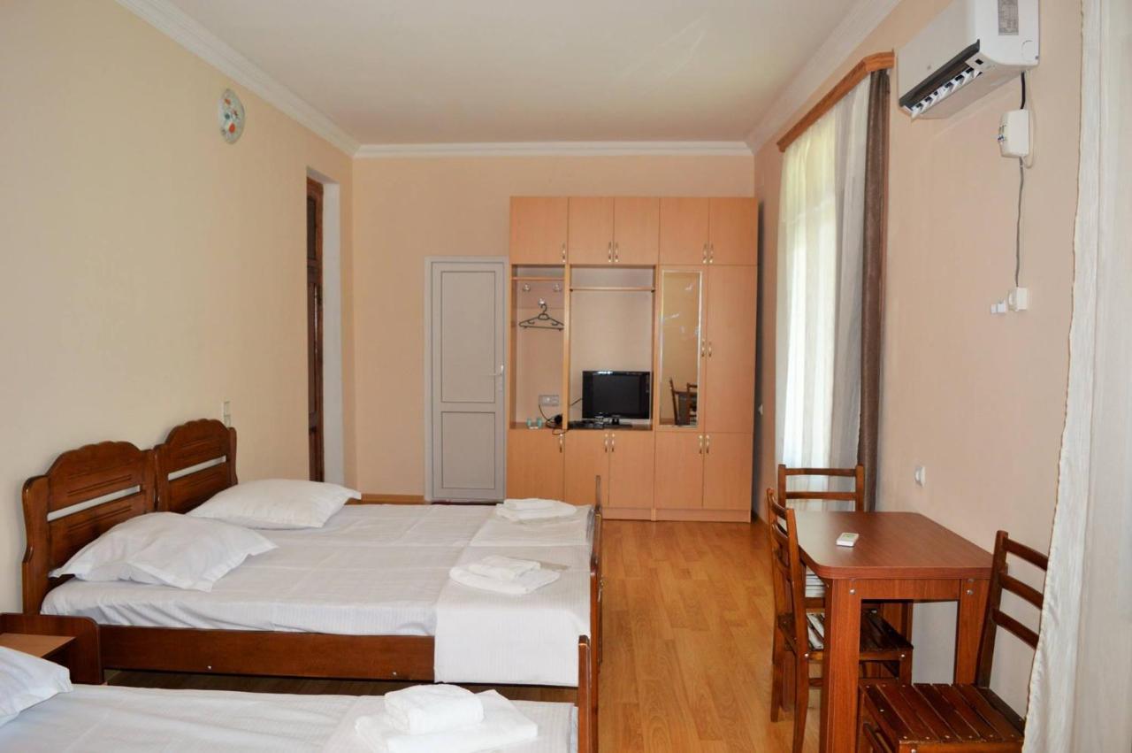Hotel Tedi Kvareli Esterno foto