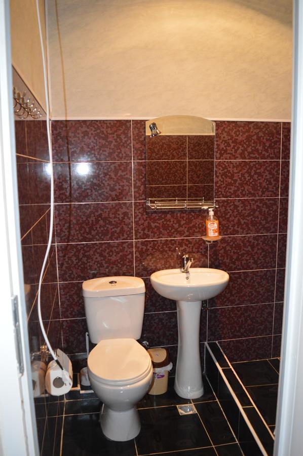 Hotel Tedi Kvareli Esterno foto
