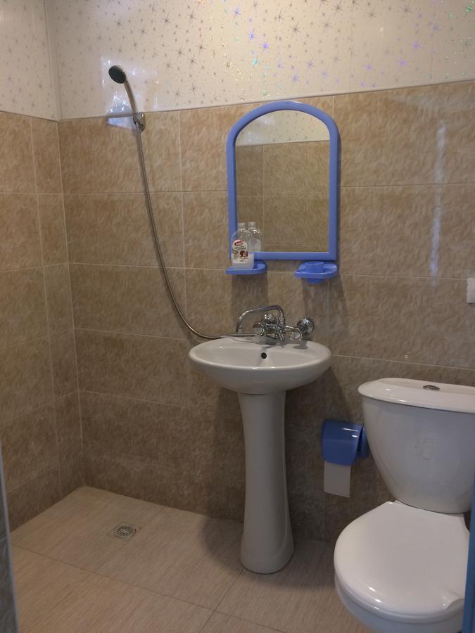 Hotel Tedi Kvareli Esterno foto