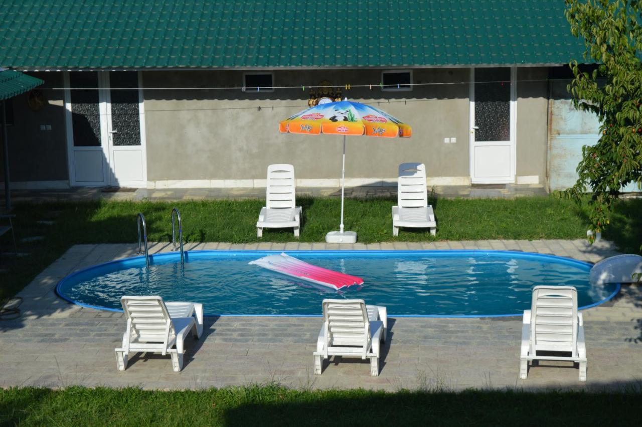 Hotel Tedi Kvareli Esterno foto